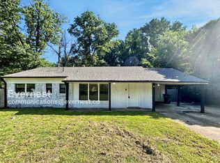 1202 Town And Country Dr, Southaven, MS 38671