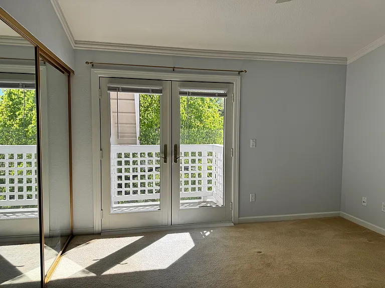 2681 Oak Rd #220 — Photo 8