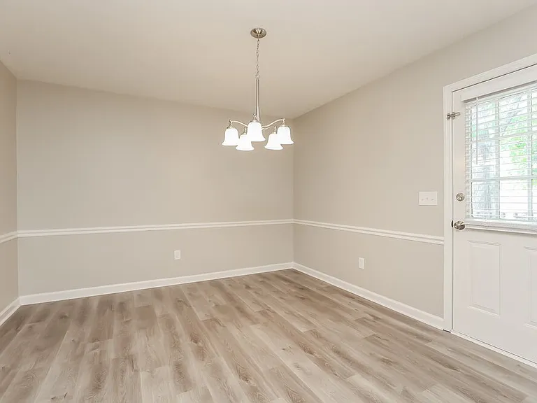 101 Cedar Bend Ct — Photo 5