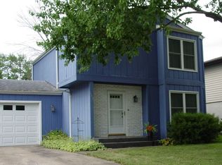 5112 26th Ave A Ct, Moline, IL 61265