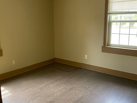 5th image of 1204 Cherry St #1
