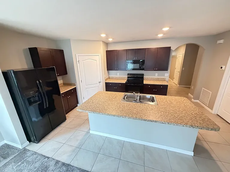 2915 Gibraltar Blvd — Photo 9