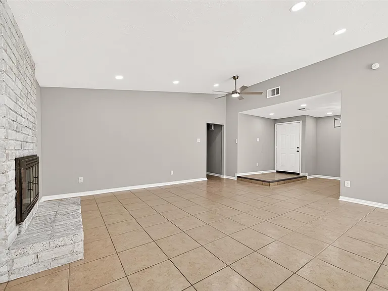 7646 Winkle Wood Ln — Photo 15