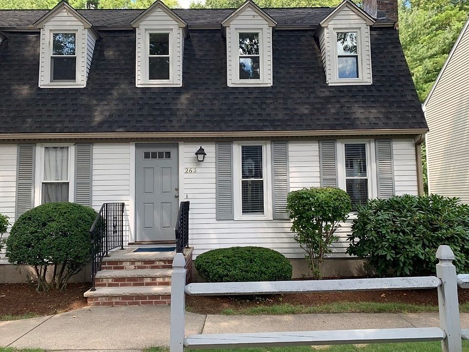 1st image of 262 Wellman Ave Unit 262