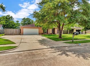401 Morningside Dr, League City, TX 77573
