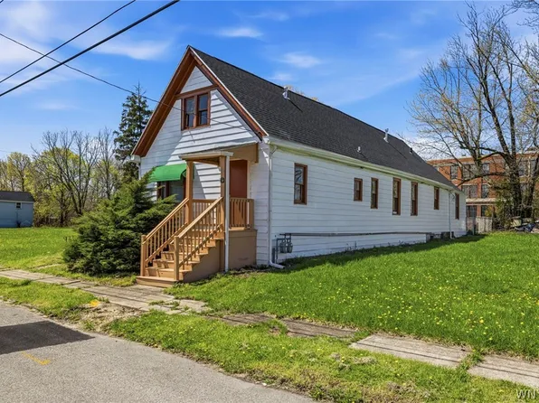 214 Shumway St, Buffalo, NY 14212