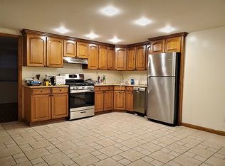 317 Leonard St #1, Brooklyn, NY 11211