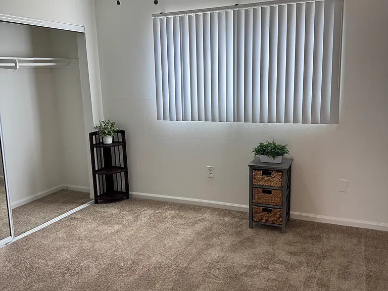 16915 Crenshaw Blvd #16 — Photo 7