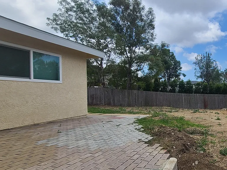 629 Sunset Dr — Photo 23