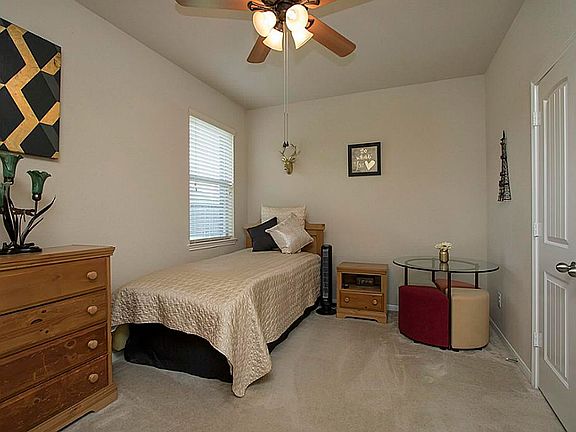 3rd image of 18403 Windhaven Terrace Ct