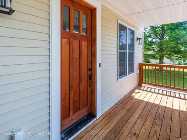 127 Pine St #4, Wurtsboro, NY 12790