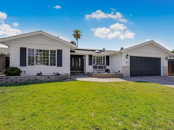 2nd image of 3821 Villa Glen Way