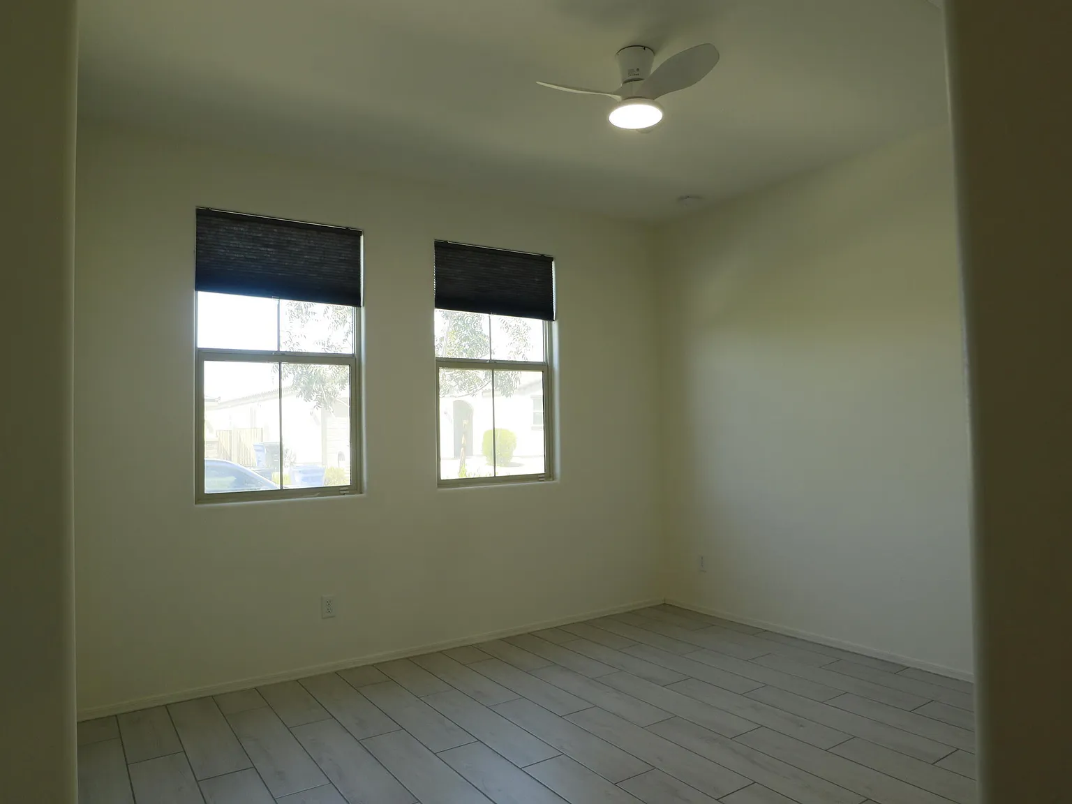 4 bed, 2.0 bath, 2124 sqft, $2,800 — Photo 3