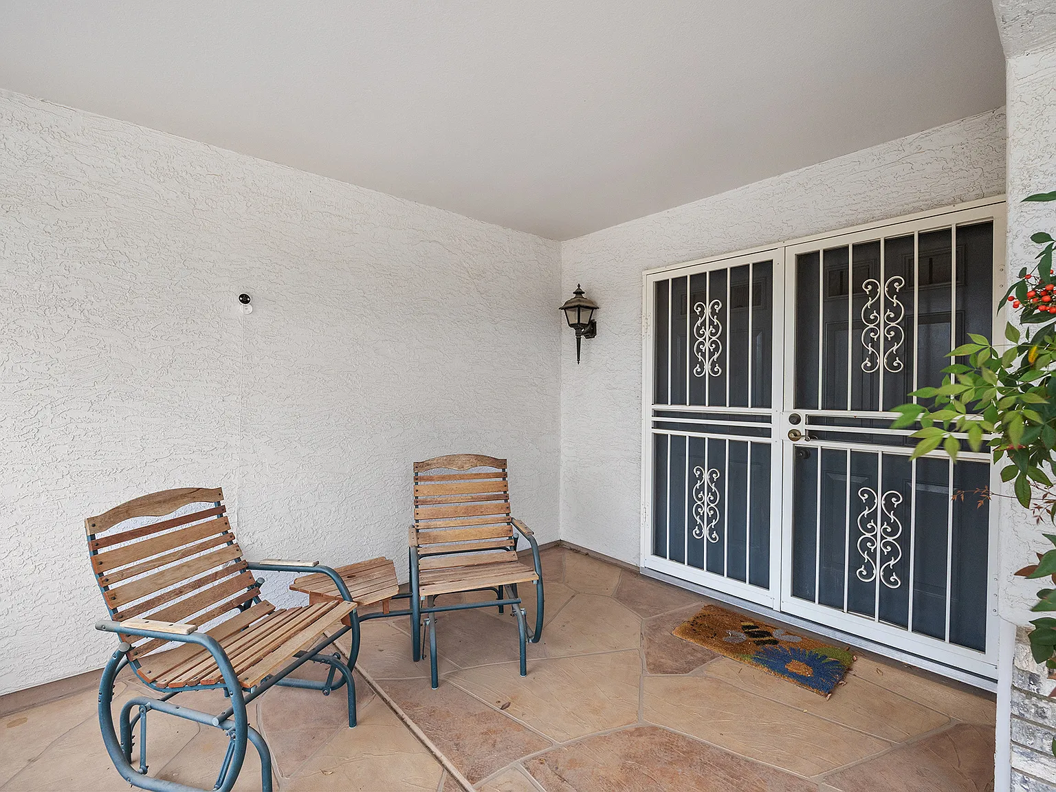 2 bed, 2057 sqft, $2,900 — Photo 2