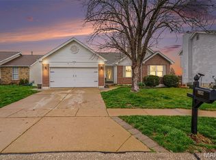 10152 Morgan Ridge Dr, Saint Louis, MO 63123