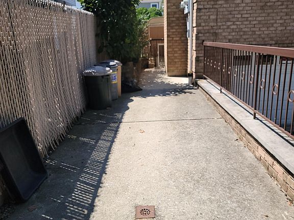 2nd image of 648 Barclay Ave #2
