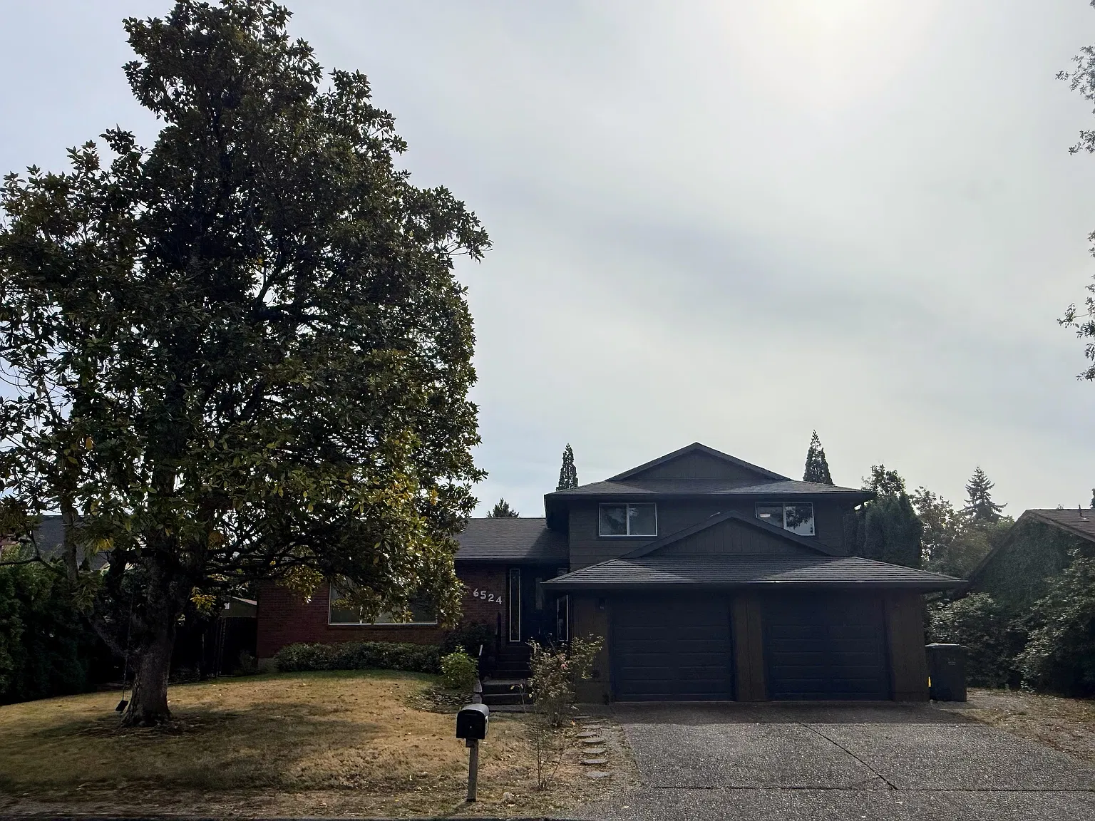 4 bed, 2194 sqft, $3,750 — Photo 2
