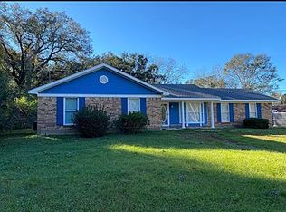 6958 Greenlea Dr, Theodore, AL 36582