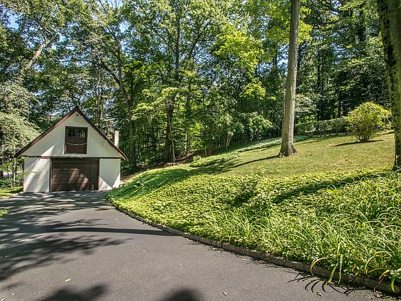 Unique and charming garage with a loft, originally a barn!