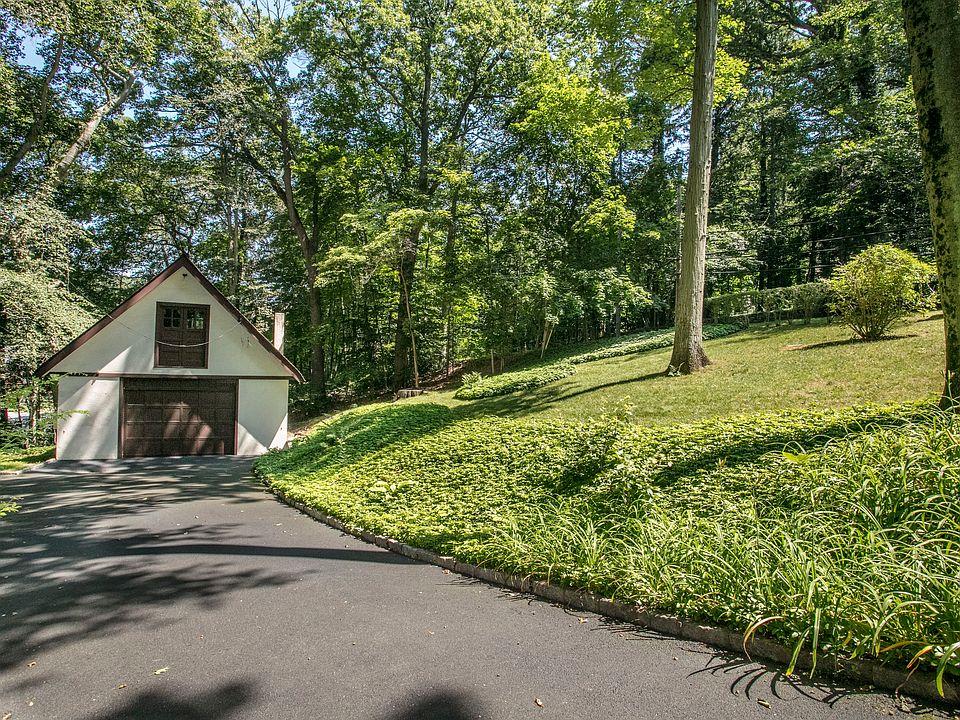 Unique and charming garage with a loft, originally a barn!