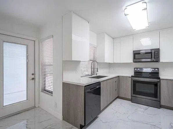 5536 Eton Ct, Boca Raton, FL 33486