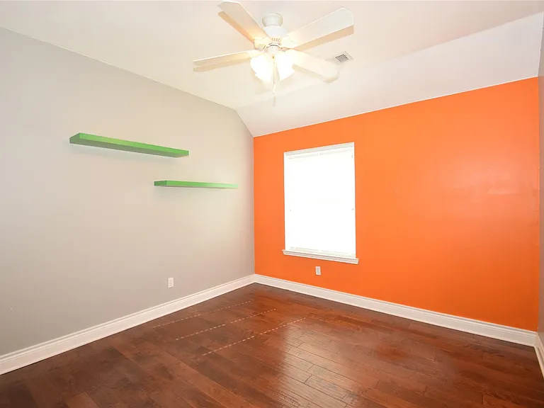 6327 Merona Ln — Photo 17