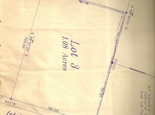 3 River Rd, North Adams, MA 01247