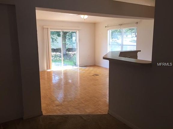 3rd image of 1933 Thorngate Ln