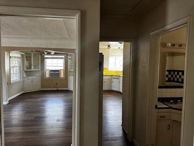 9610 Rosecrans Ave — Photo 14