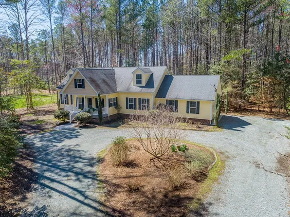147 Hartfield Grn, Hartfield, VA 23071