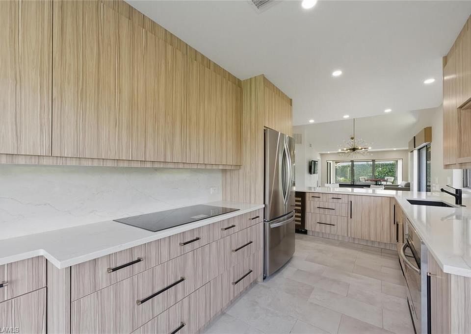 1st image of 909 Reef Point CIR