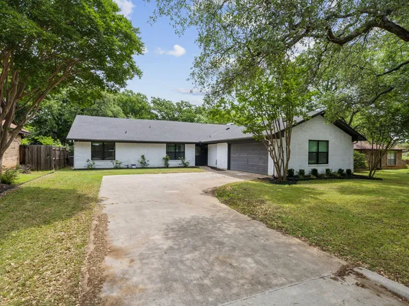 3 Oak Cir, Hickory Creek, TX 75065