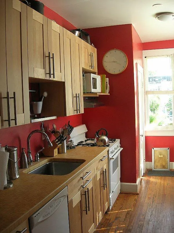 524 Taylor St NW photo 1