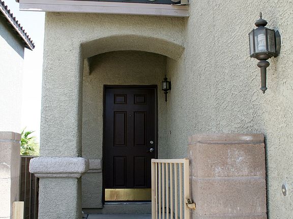 Courtyard Entry