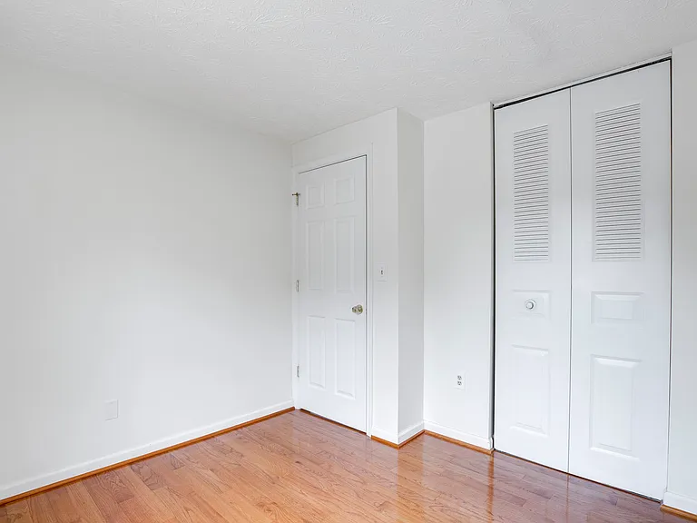 1604 Barnstead Dr — Photo 27