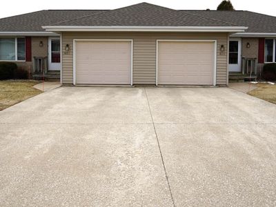 420 N Park Rd, Algoma, WI, 54201
