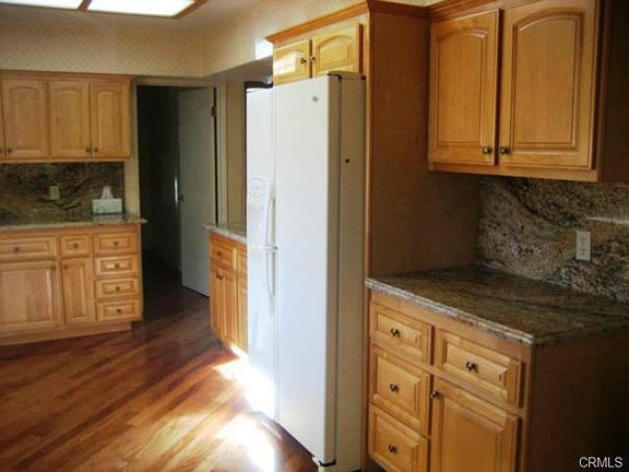 5th image of 160 Park Vista Ln