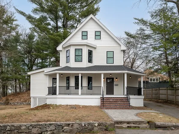 14 High St, Wakefield, MA 01880