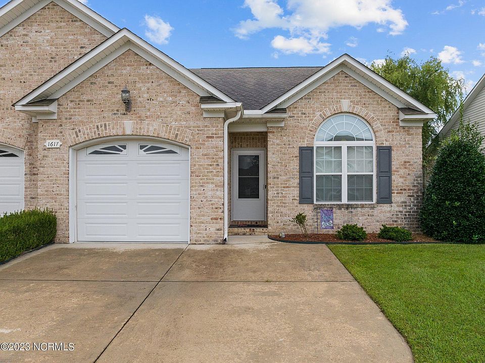 1st image of 1617 Brook Hollow Drive #B
