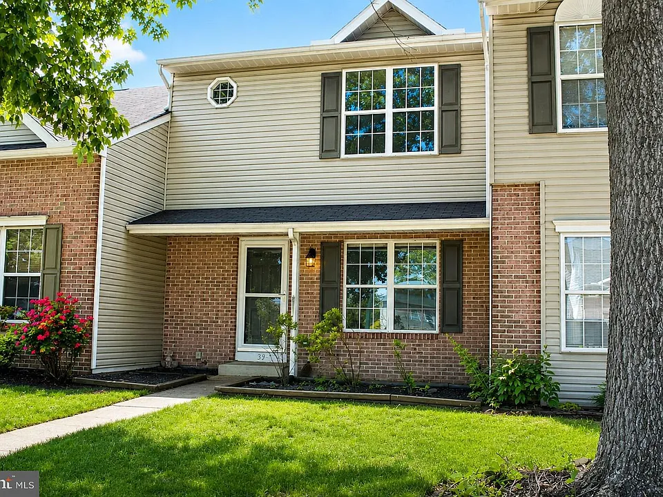 39 Southmont Dr