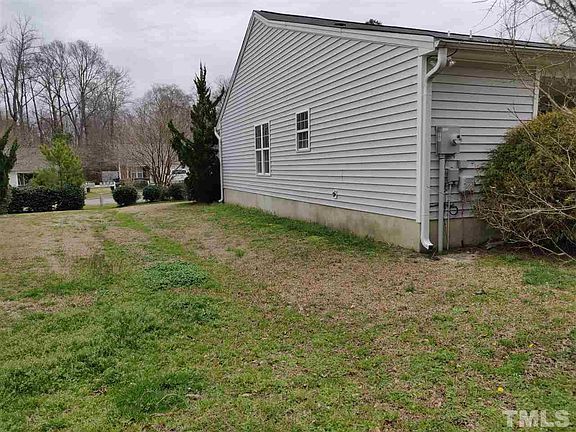 3rd image of 56 N Sussex Dr