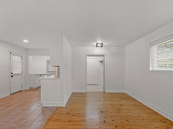 5th image of 30698 Ranchero Ave