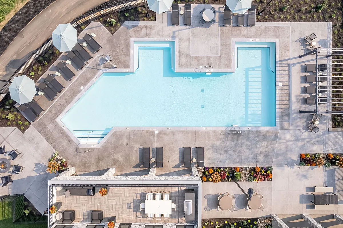 Building Photo - The Reserve at Sono
