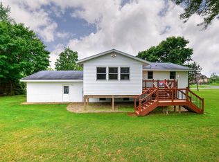 22280 Linden Dr, Rogers, MN 55374