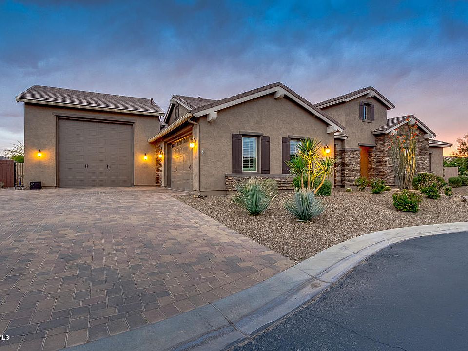 1st image of 22017 E Munoz Ct