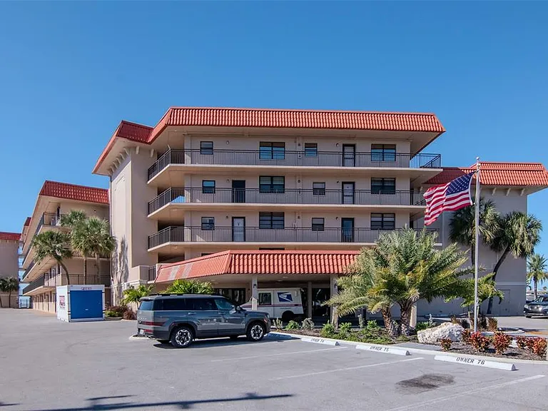 17580 Gulf Blvd #403 — Photo 33
