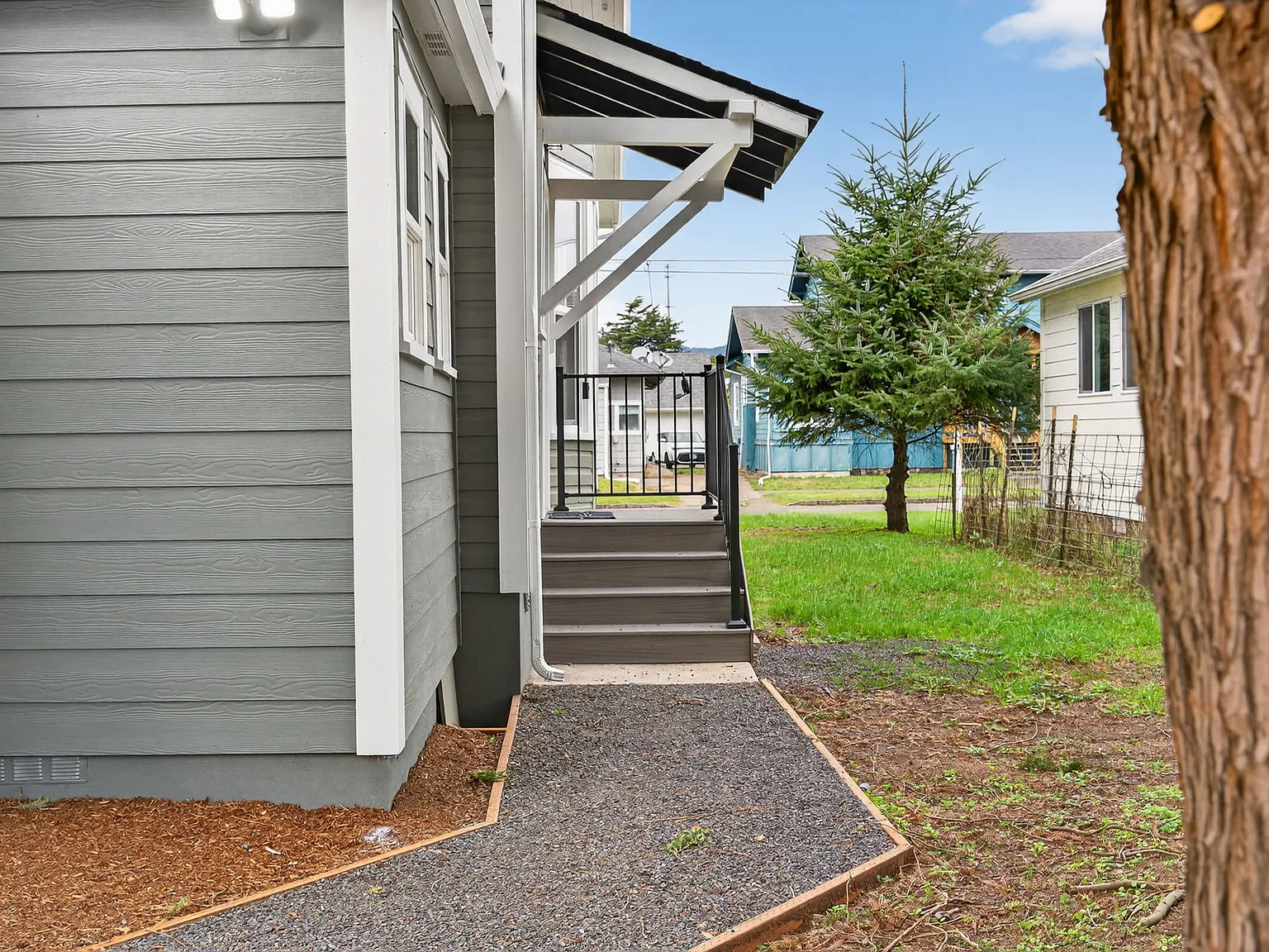 4 bed, 1924 sqft, $4,900 — Photo 4