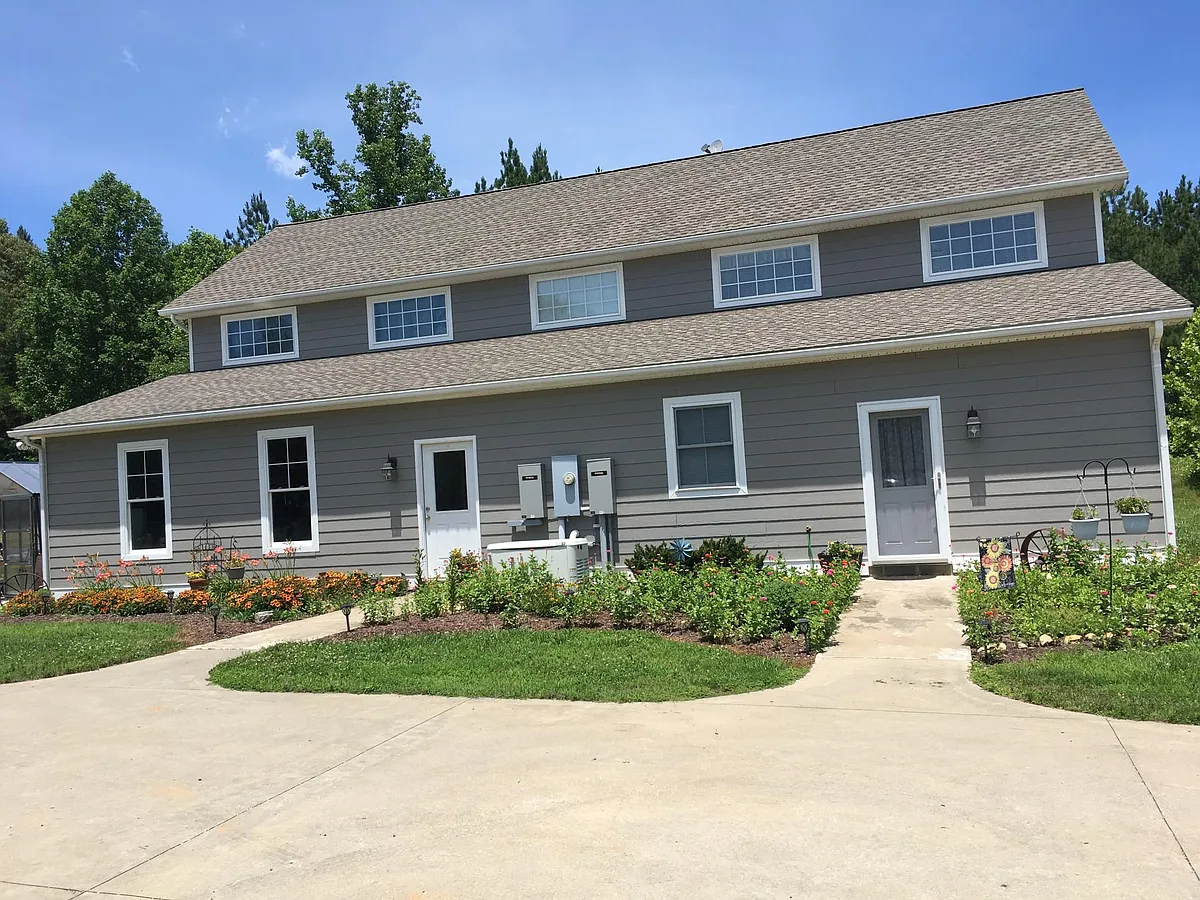 Building Photo - Hampden Ln