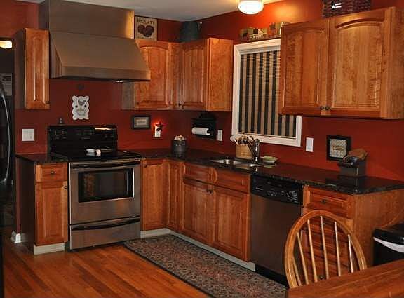 2nd image of 17 Wedgewood Way