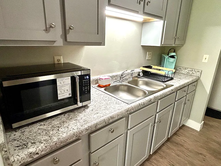 4028 N Illinois Ave #11 — Photo 5
